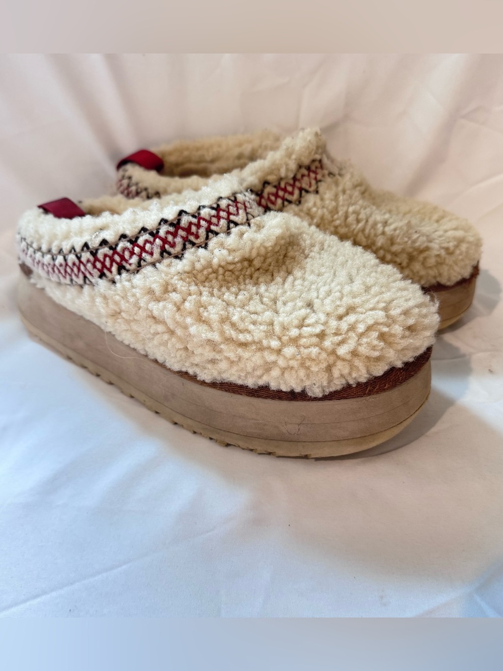 UGG Tazz Heritage Braid Natural Sheepskin Slipper Womens Sz 7 US Platform VGUC - Picture 1 of 10